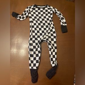 Little sleepies cool checks 12-18 crescent zip